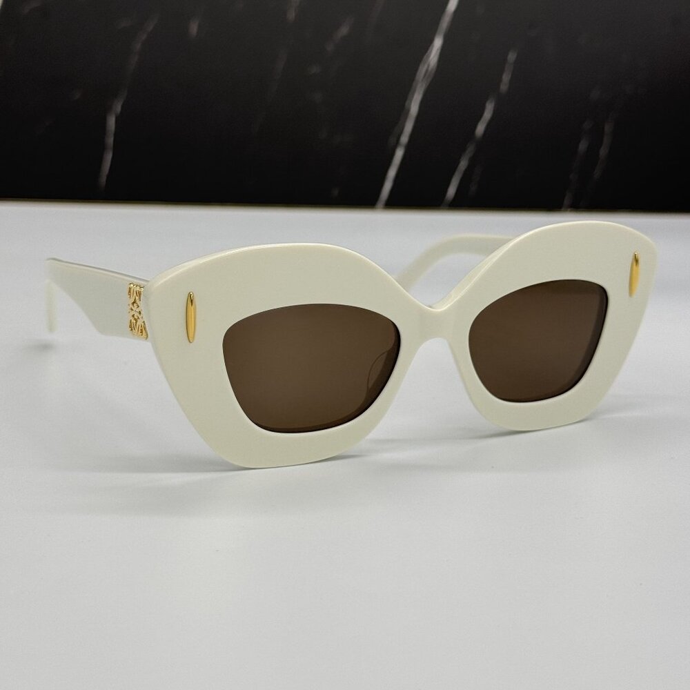 NEW LOEWE LW40127I 25E WOMEN SUNGLASSES WHITE LOEWE EYEWEAR